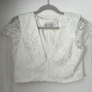 Dress the Population Cropped Lace Flutter Sleeve Top